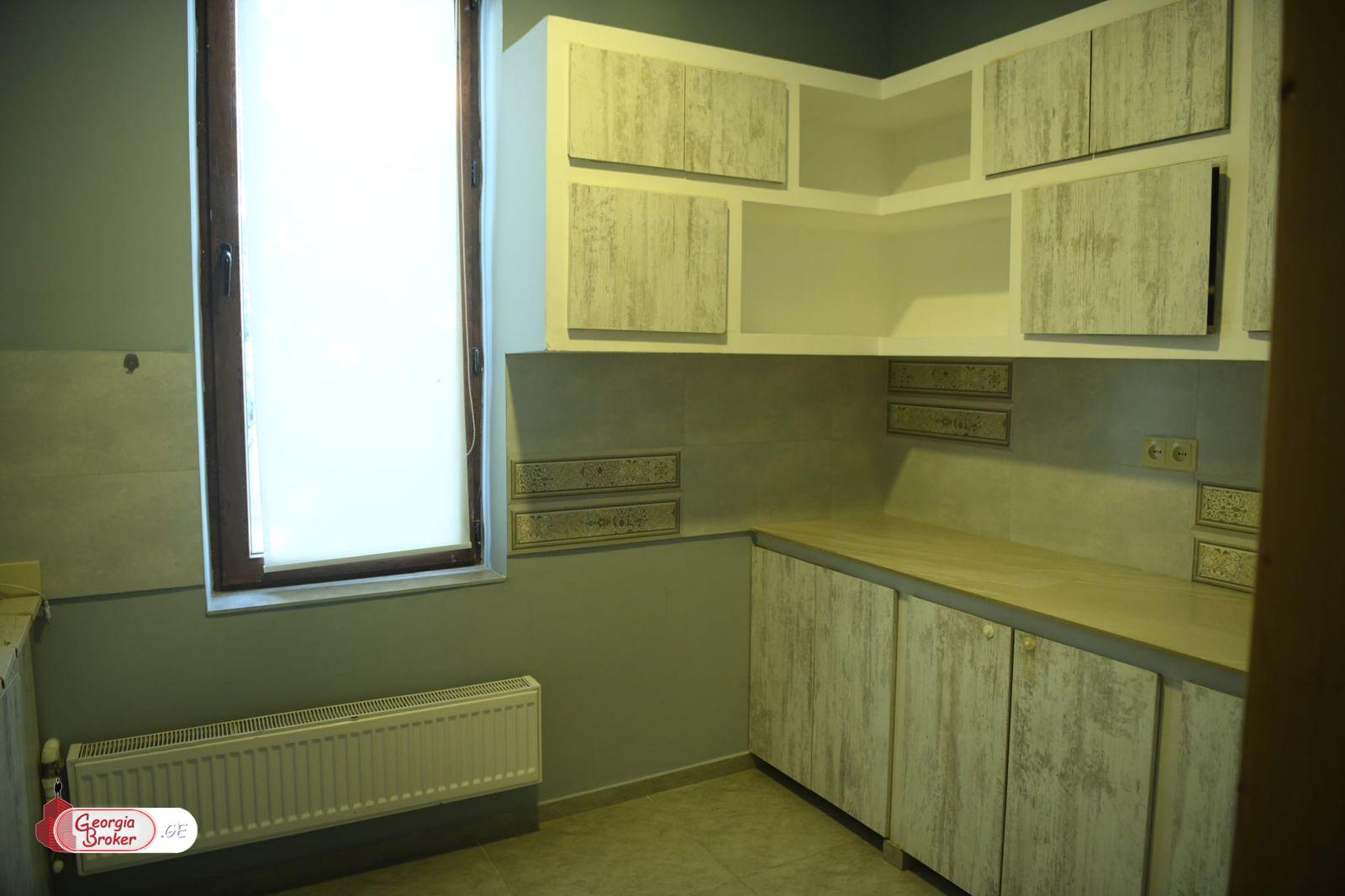 იყიდება ახალი გარემონტებული 7 ოთახიანი სახლი  ივერთუბანში